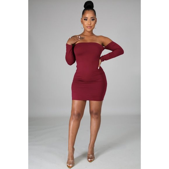 Burgundy Off Shoulder Lace Up Bodycon Dress - Picture 4 of 5